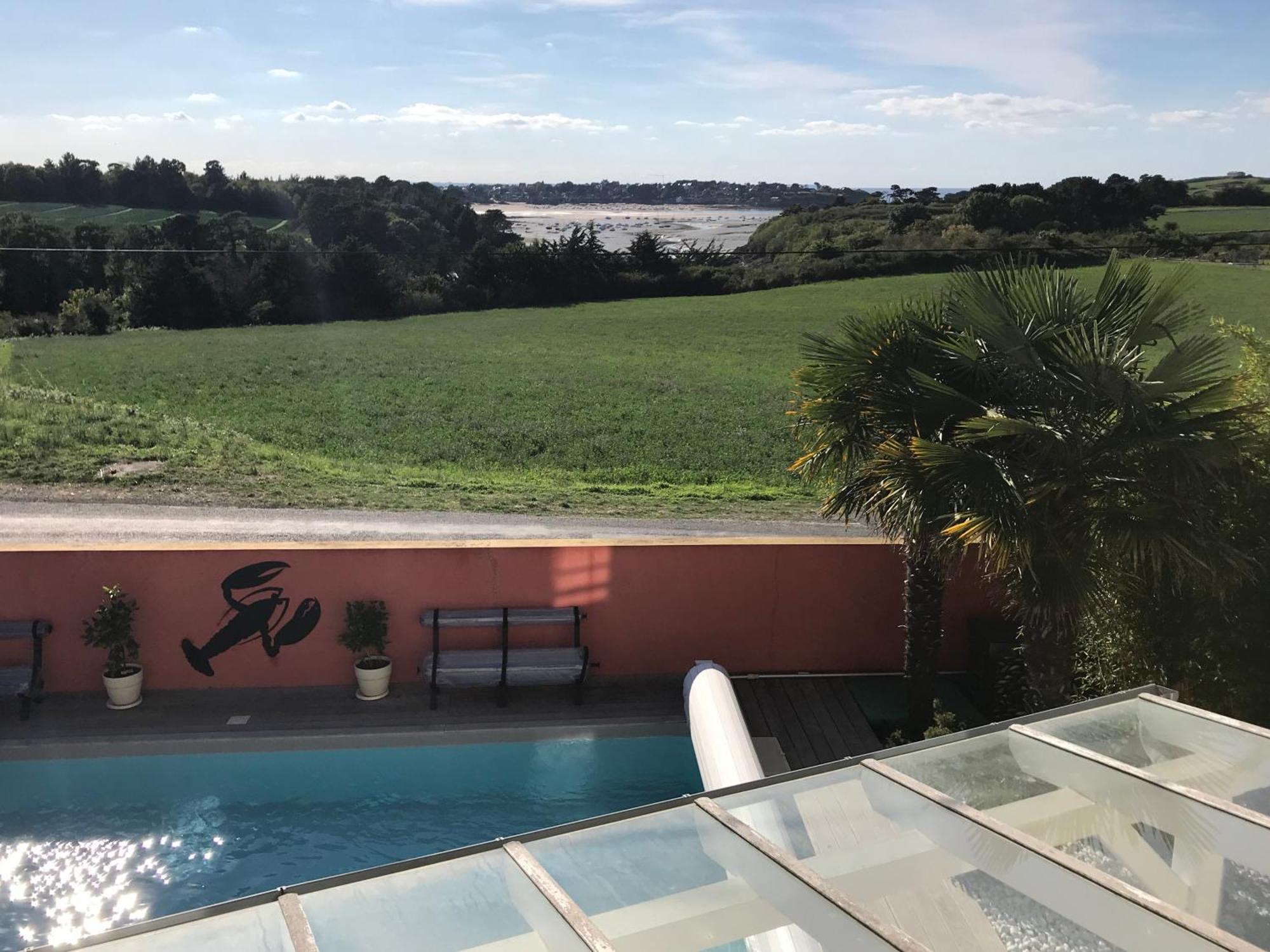 Le Clos Du Lupin Saint-Coulomb Exteriör bild